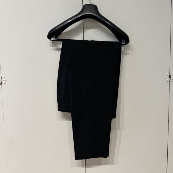 Alexander McQueen Men's Black Suit - Picture 3 of 4